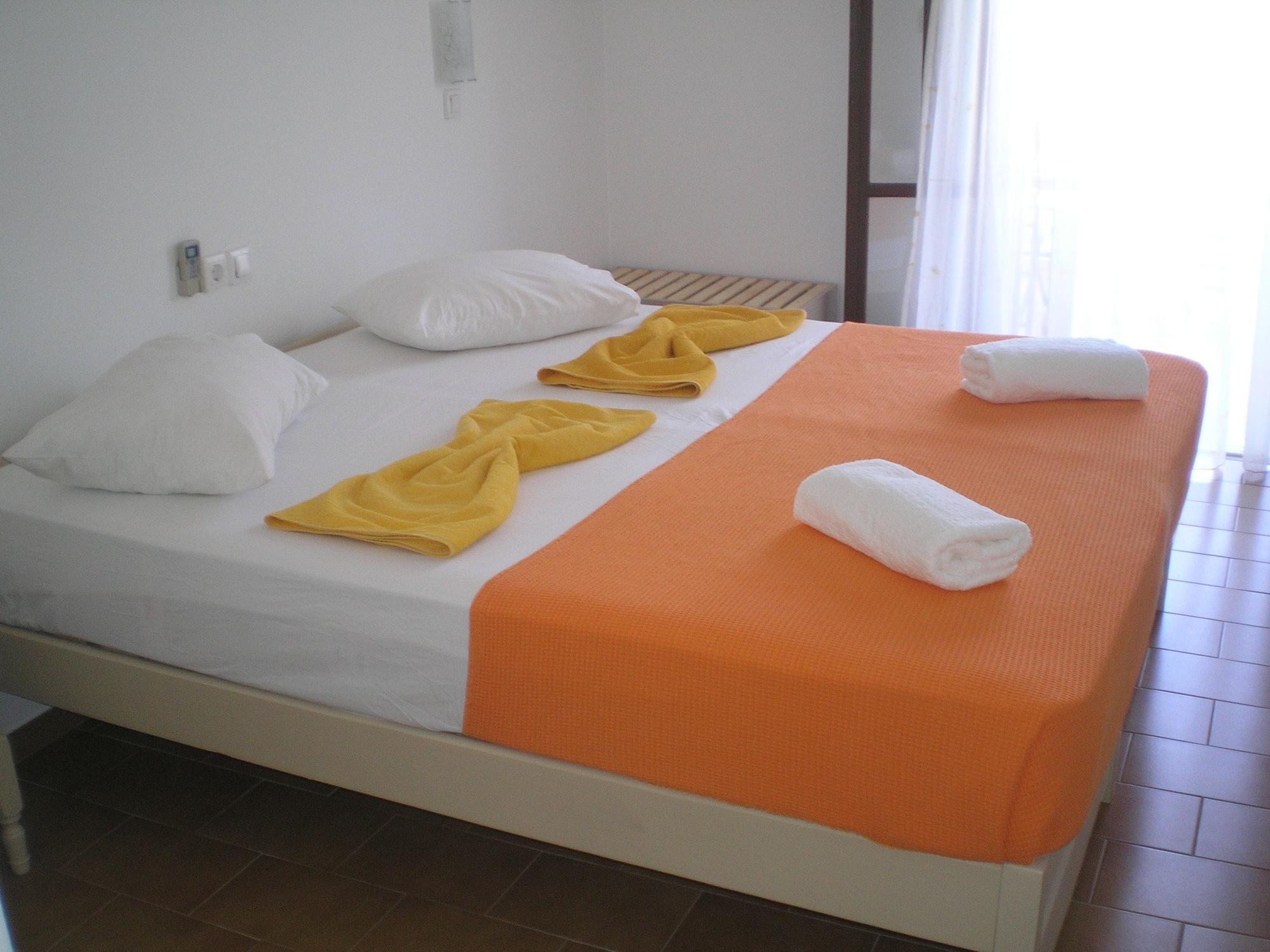 Aparthotel Golden Sun Ios Zewnętrze zdjęcie